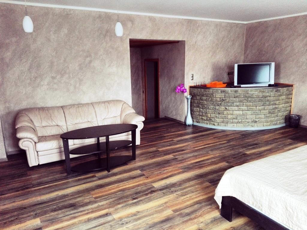 Urusel Guesthouse Tallinn Dış mekan fotoğraf
